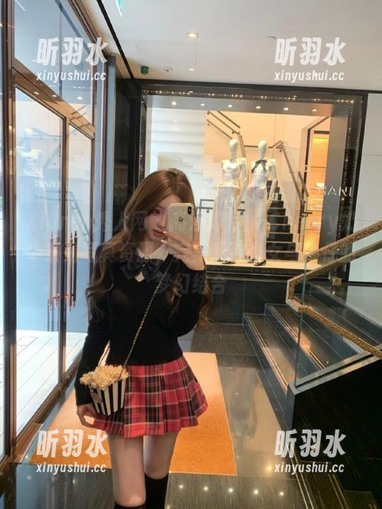 Xiuren秀人网 - 高清绯月樱-Cherry奶牛系列写真资源，完美展现少女与牛仔的梦幻结合