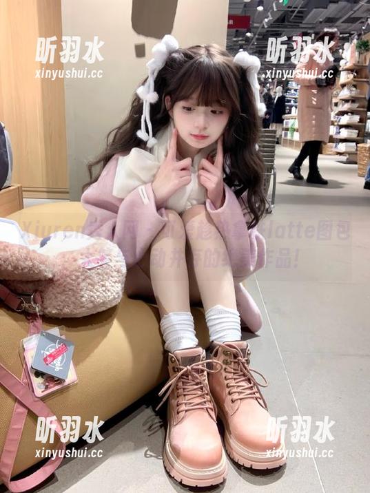 Xiuren秀人网 - 可爱趁热拿铁latte图包：大笑与心动并存的绝美作品！