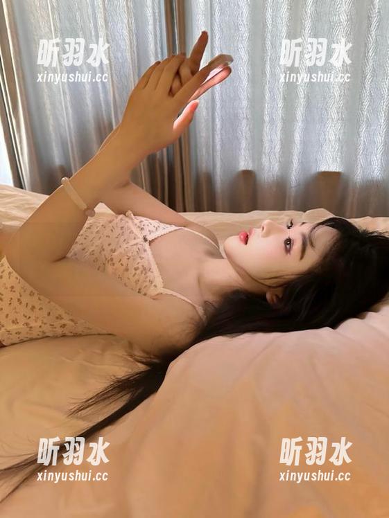 YouMi尤蜜荟 - 在线欣赏小尤奈的精彩可爱作品，感受满满的青春气息吧！