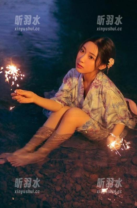YouMi尤蜜荟 - 纯白之美，熊小诺独特写真原图资源强势发布！