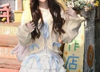 YouMi尤蜜荟 - 欣赏谭小灵的油亮世界，高清图集展现无与伦比的艺术感