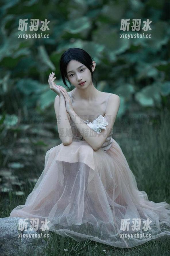 YouMi尤蜜荟 - 汇聚最新谭小灵御姐作品合集，感受她独特的风格与气质！