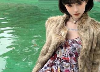YouWu尤物馆 - 王闵多水手服写真合集：多样图片展现她柔美与俏皮并存的风格