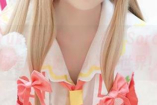 更新！Yuki亭最新写真集“Sora”，带你走进梦幻般的视觉世界！