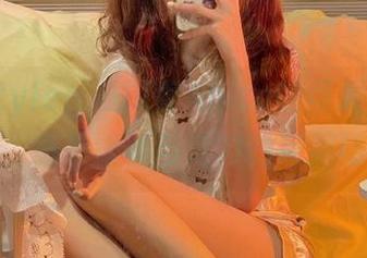 beautyleg - 探索Anita的可爱私拍图包，感受青春与活力的完美结合