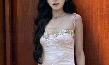 beautyleg - 让足尖说话：Brindy私拍的美足图片，绝美视角不容错过