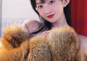 beautyleg - 走入Dana的泳装世界，感受原图中的细腻与照片的艺术魅力