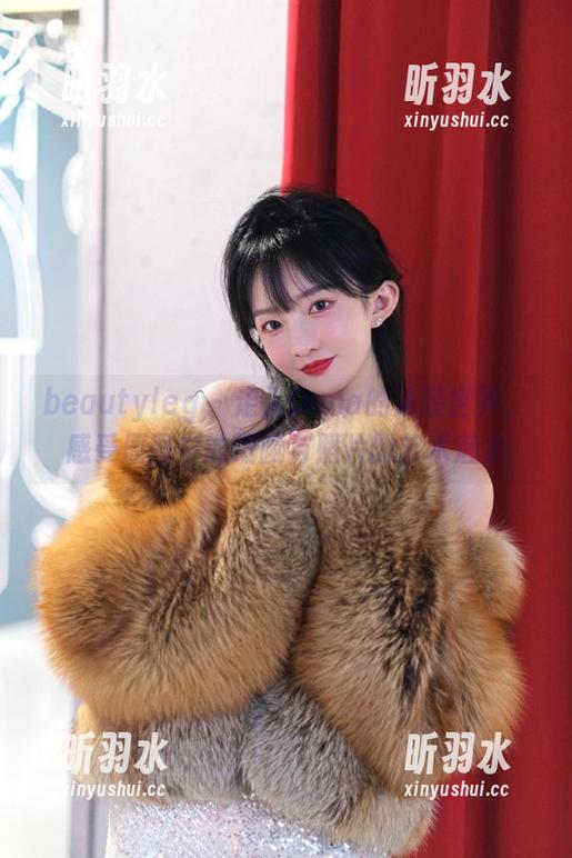 beautyleg - 走入Dana的泳装世界，感受原图中的细腻与照片的艺术魅力