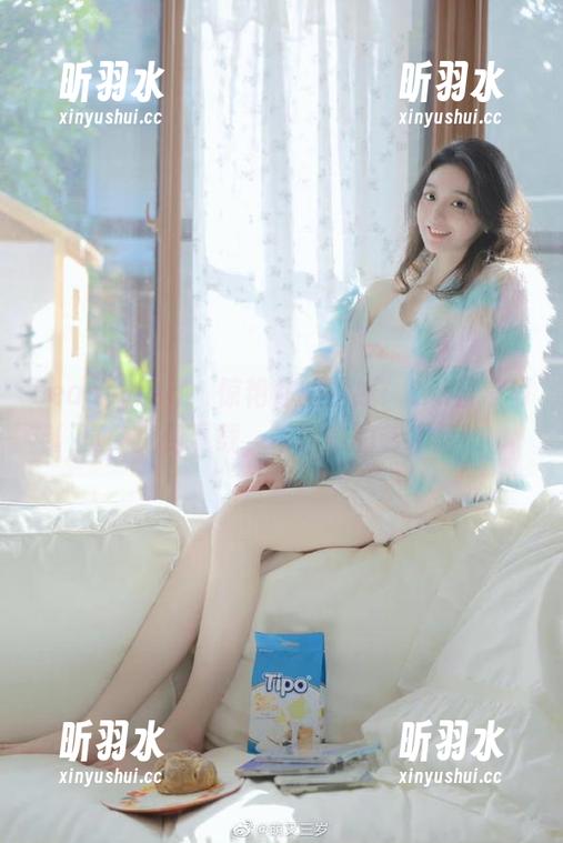 beautyleg - 惊艳你的视线：Lia日常写真，免费下载，带回家的艺术品！