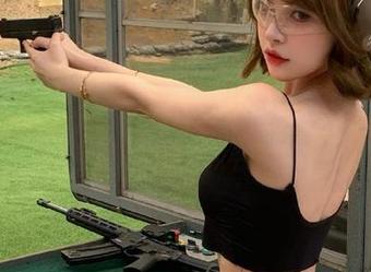 beautyleg - Tammy的福利写真：感受她美脚带来的视觉盛宴
