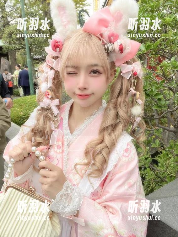 迷人rinka冲田凛花泳装美图合集，带你领略清新的夏季气息