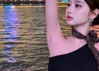 shimo霜月WhiteBear全集下载——操心何时能成为她那样的美丽存在，还是先下载吧。