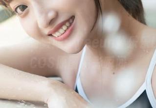 办公室女孩的假期：yeeun孙乐乐LoozyCOS原图精彩瞬间