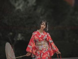 yuuhui玉汇(kokuhui)内衣写真创作背后的故事：完美壁纸呈现独特艺术风格