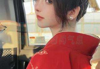 一小央泽的最新图集：体操服照片传递运动风尚与时尚气息