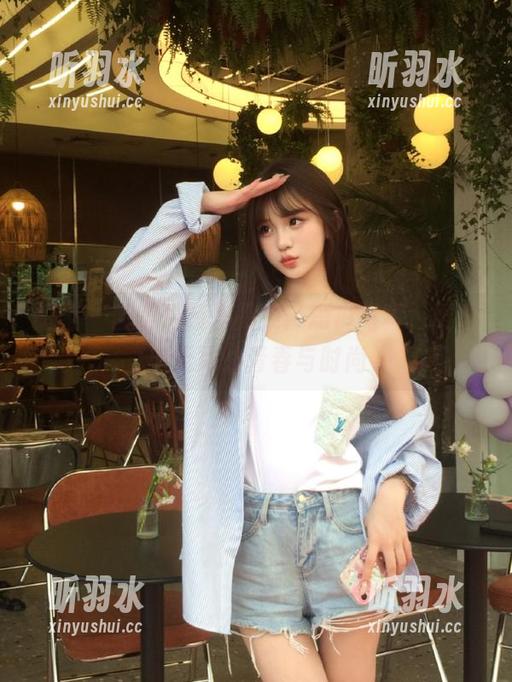 丽柜-由美 丽柜 - 由美最新作品集:短裤写真,展现出无尽的青春与时尚