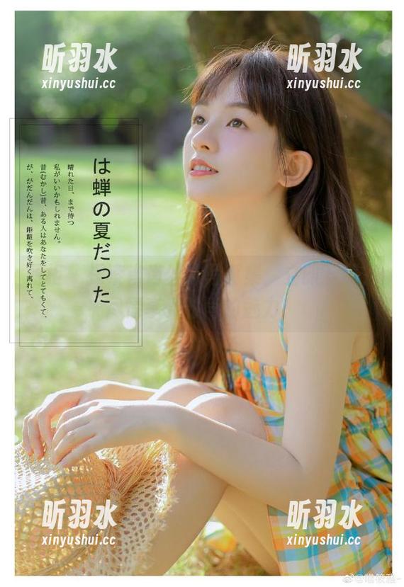 丽柜 - 探索肖肖丝袜写真集：立即下载，尽情享受时尚的魅力！