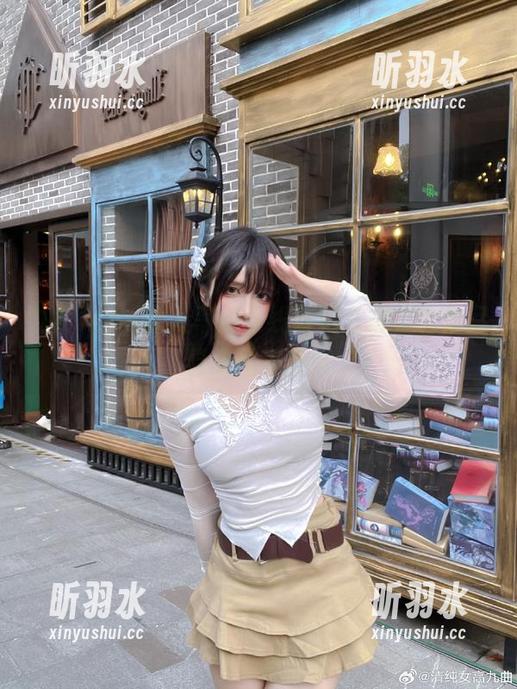 九曲Jean双人写真在线特辑，精美合集尽显浪漫与艺术