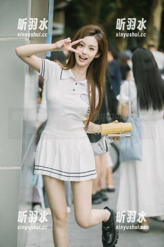 微密圈 - 最新奇迹！俏妞qiaoniu66曲线写真带来的震撼视觉盛宴图片