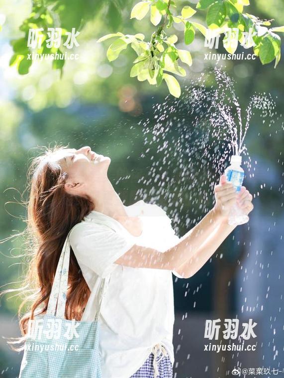 克拉女神 - 爱美的你不可错过，佳莹的美足最新更新图片全面上线！