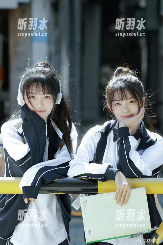 克拉女神 - 通过周迪的私拍作品，感受护士岗位的辛劳与优雅