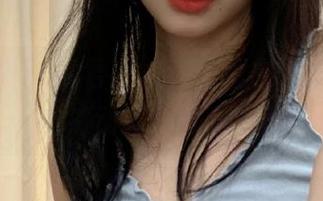 克拉女神 - 孟君清纯私房图包，带你领略她自然动人的恬静之美！