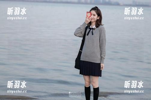 克拉女神 - 杨暖的棉袜作品图包：用温暖装点你的每一天，演绎不一样的风格
