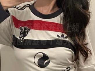 克拉女神 - 瑞莎新作在线上线，纯白写真原图捕捉每个动人瞬间
