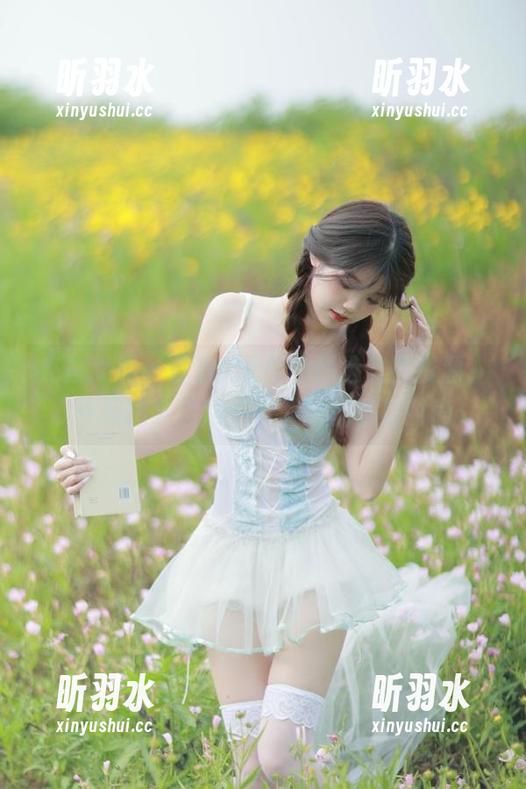 克拉女神 - 静宜x天台：精选美图资源，一起感受自然光线下的优雅与时尚