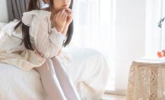 优雅时刻合集：兔玩映画分享小细腿黑丝的绝美姿态