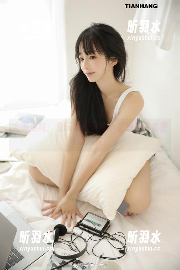 完美清纯：兔玩映画清纯小姐姐写真集原图欣赏