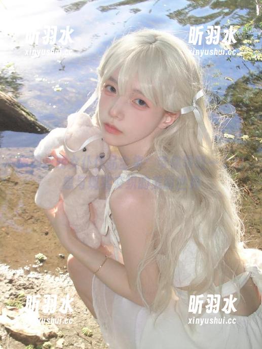 南鸽透明女仆作品全集：带你领略一个幻想与现实交织的美丽世界