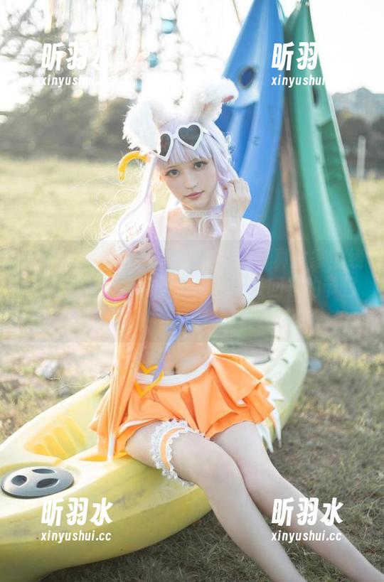 嗲囡囡 - 果儿victoria圣诞写真独家上线：无需等待，网盘直接下载带回家的节日氛围！