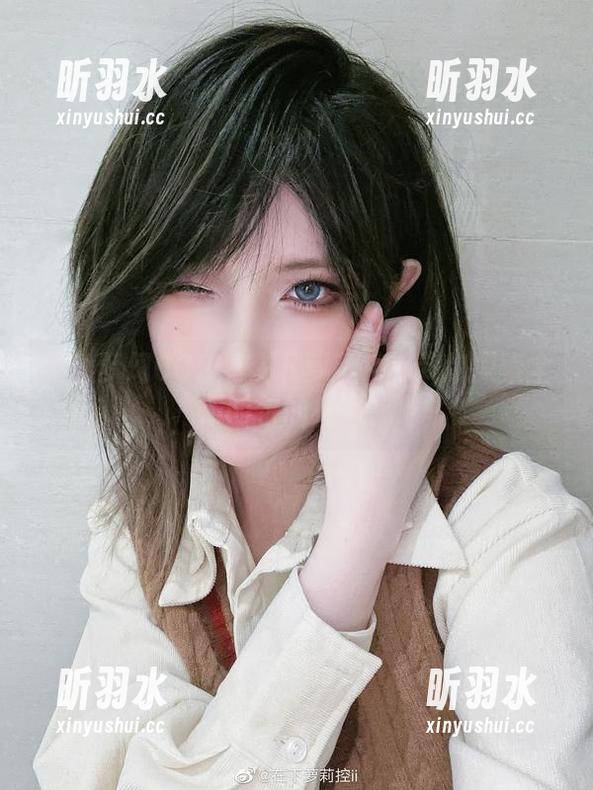 在下萝莉控ii 黑丝梦幻COS:在下萝莉控ii带你探索全新图包的魅力!
