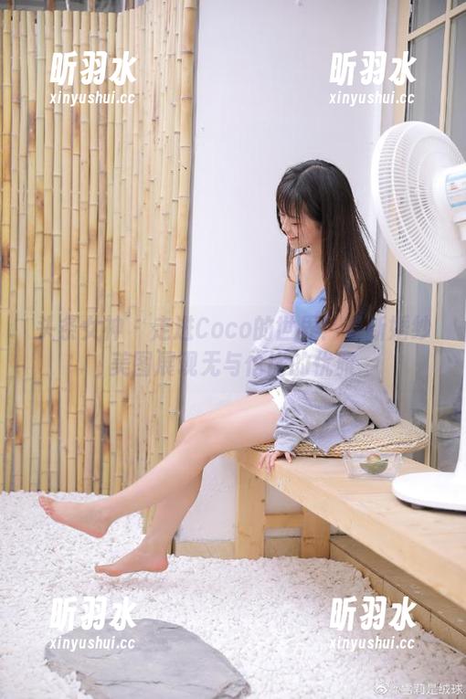 头条女神-coco 头条女神 - 走进Coco的世界:最新婚纱美图展现无与伦比的优雅