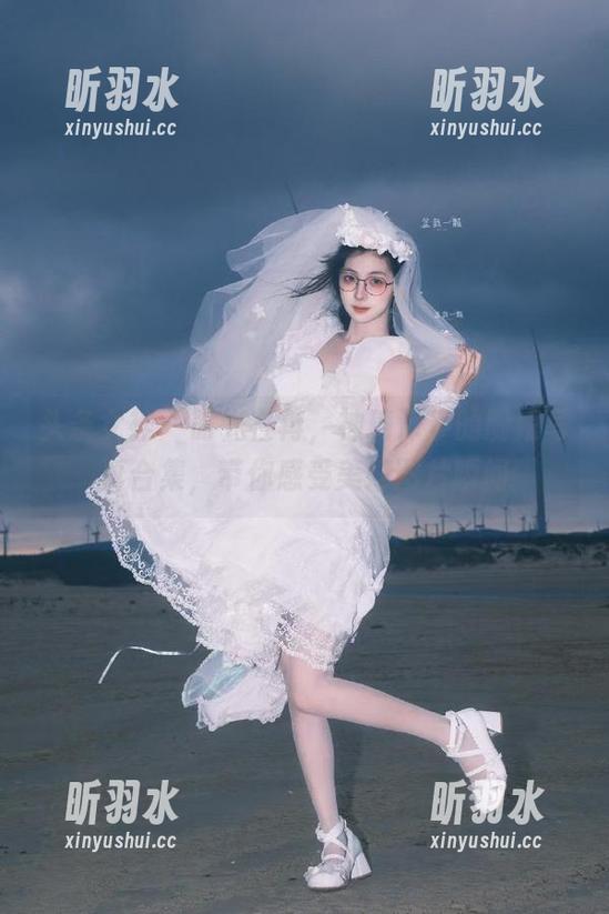 头条女神 - 时光荏苒，神琦泽步的厨娘写真合集，带你感受美好图片瞬间
