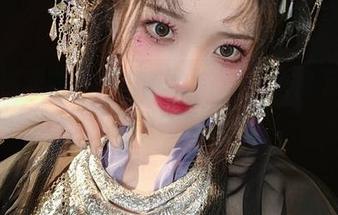 奶桃桃甜美校服写真大放送，免费下载高清原图哦！