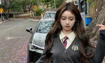 微密圈 - 安妮yoo在职业装中的优雅瞬间，高清美图定格职场风采