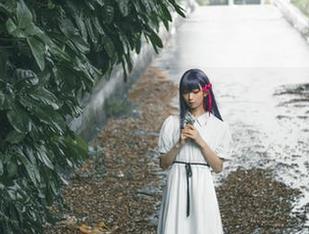探索封疆疆v的小短裙写真图包，感受夏季的清凉与妩媚