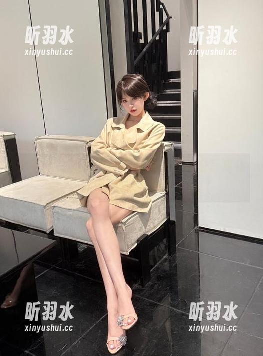 尤果网 - 福利不止！张雪馨连体衣写真作品带你领略新视角