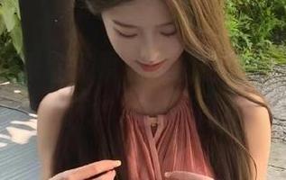 尤果网 - 探索杨果果的镂空世界：她的写真照片合集不容错过！