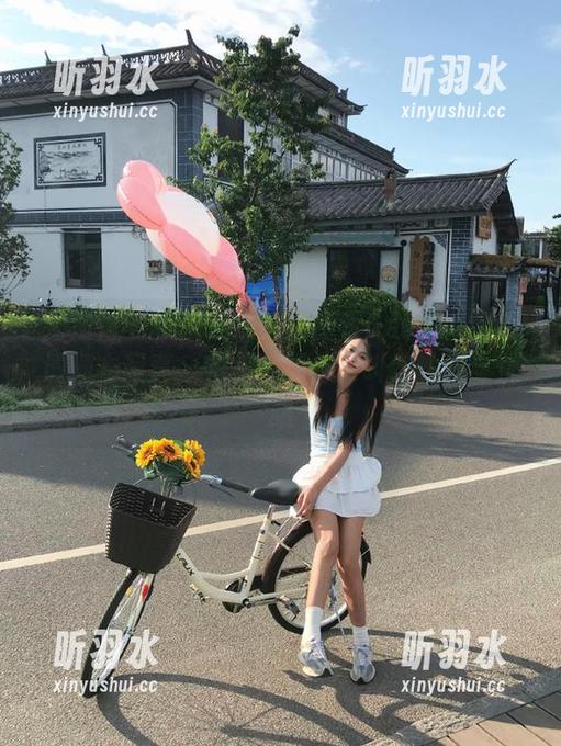 尤物馆 - 惊艳在线！陆萱萱Cecilia的高清睡衣写真，完美诠释什么叫做性感与优雅