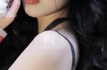 尤蜜荟 - 娜露的圣诞光影，无圣光原图，传递节日的欢愉与美好瞬间
