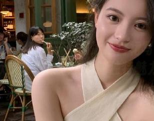尤蜜荟 - 福利满满：田冰冰白裙写真原图欣赏，快来感受她的独特魅力
