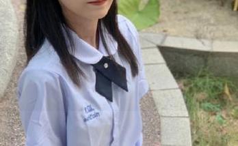 微密圈 - 张思允牛仔短裤全套写真来袭，快来下载享受吧！