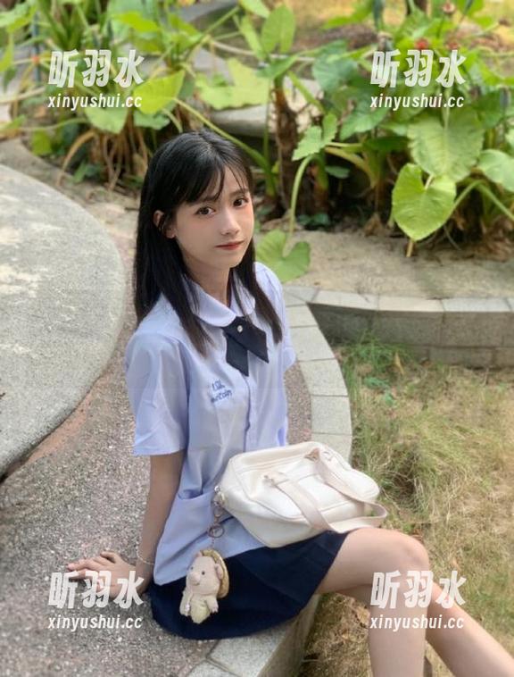 微密圈 - 张思允牛仔短裤全套写真来袭，快来下载享受吧！