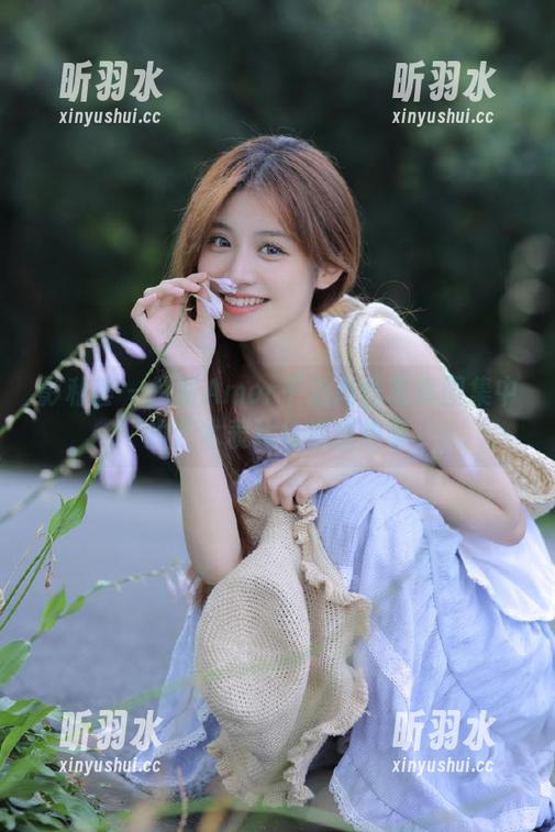 影私荟 - 解析Amor千冶肉丝写真图集中的艺术表达与情感故事
