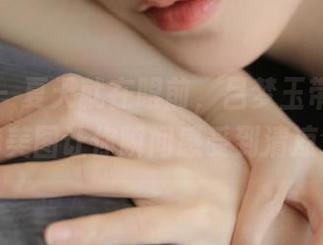推女神 - 夏天就在眼前，吕梦玉带来的最新短裤美图让你瞬间感受到清凉气息！
