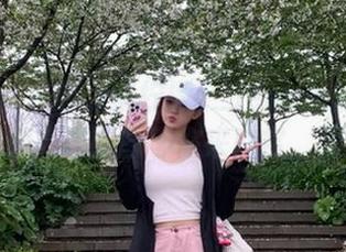 推女神 - 一起探索柠檬c_lemon的豹纹风情，全套高清原图等你来欣赏，别错过！
