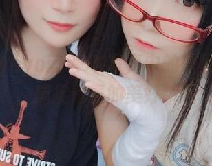 摇摇乐yoyo蓝色JK写真中的原图与照片，捕捉青春的美好瞬间